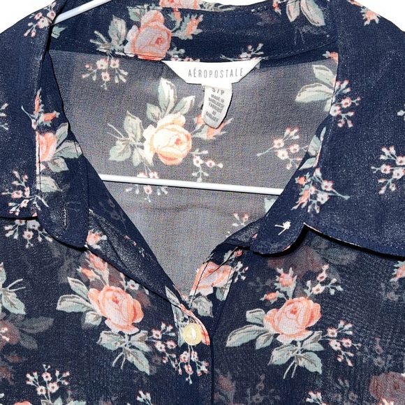 Aeropostale Floral Blouse - Picture 2 of 3